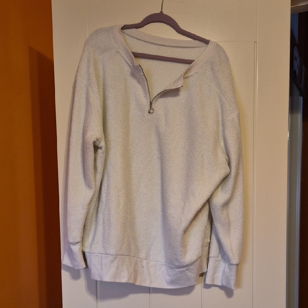 Elegant Off-White Quarter-Zip Sweater